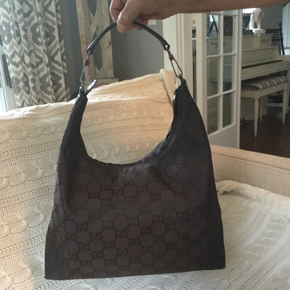 Gucci handbag in mint condition. - Picture 2 of 8